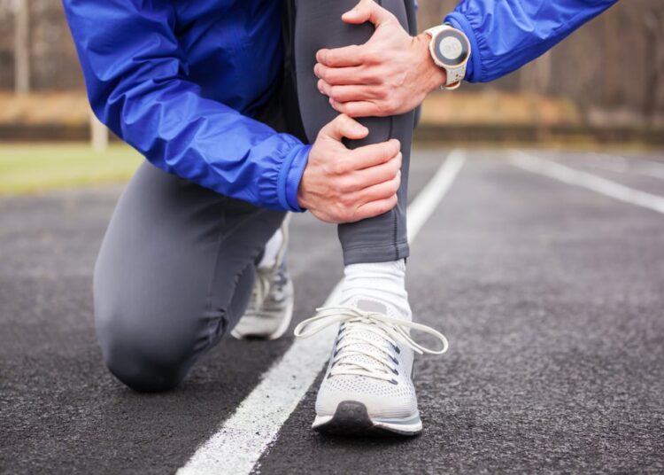 Shin splints when walking or running – and how to treat them