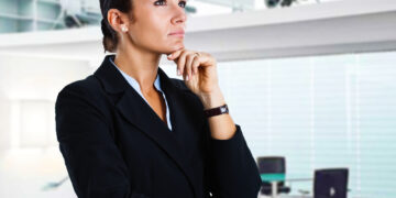 Check out these 8 great habits that will keep your brain sharp