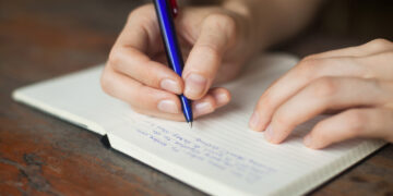 Easy tricks to instantly improve your handwriting