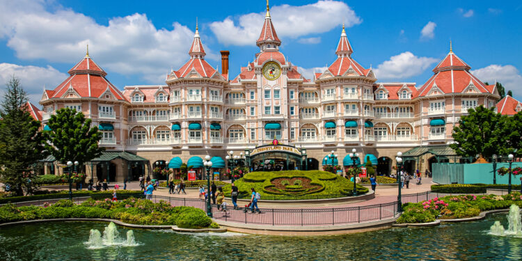 How to survive a family vacation to Disneyland