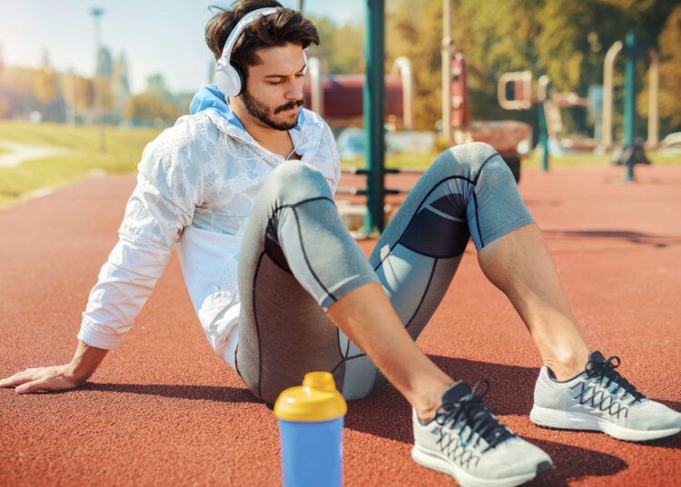 The benefits of listening to music while you train